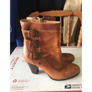 Born brown leather moto boots size 7